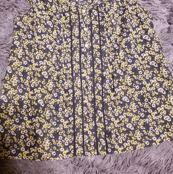 Top - Picture 3 of 3